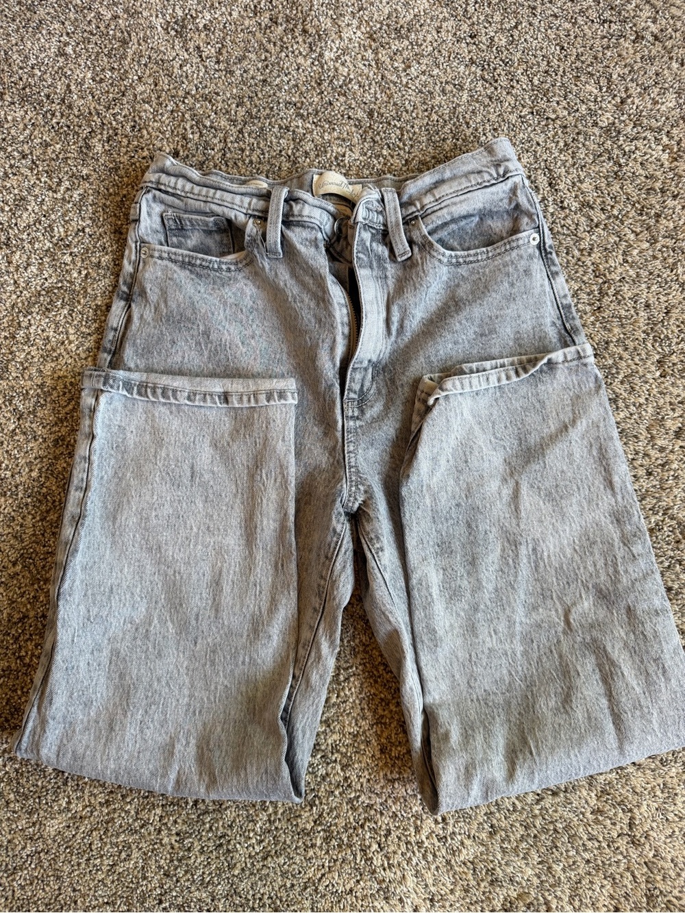 Universal Thread straight leg jeans